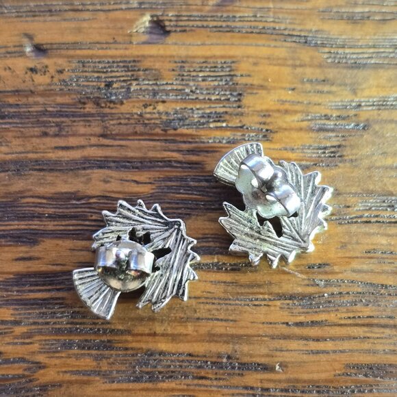 Thistle silvertone stud earrings, vintage - Picture 8 of 8